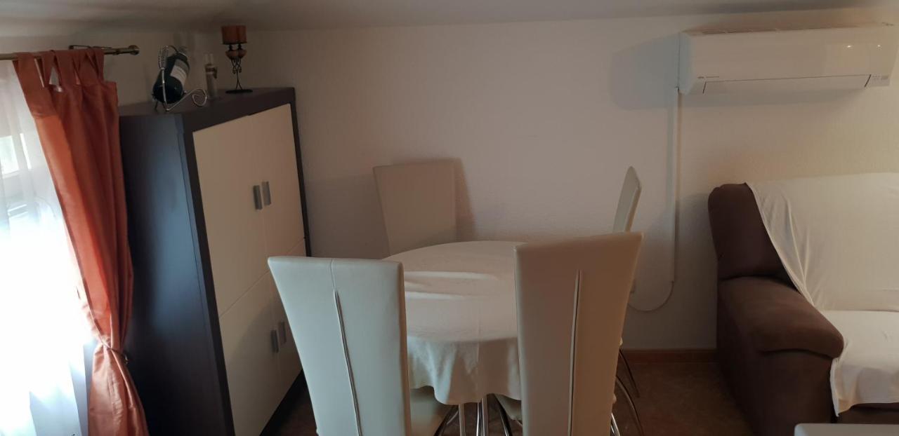 Apartmani Citrus Novigrad Filipac Buitenkant foto