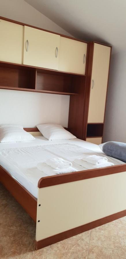 Apartmani Citrus Novigrad Filipac Buitenkant foto