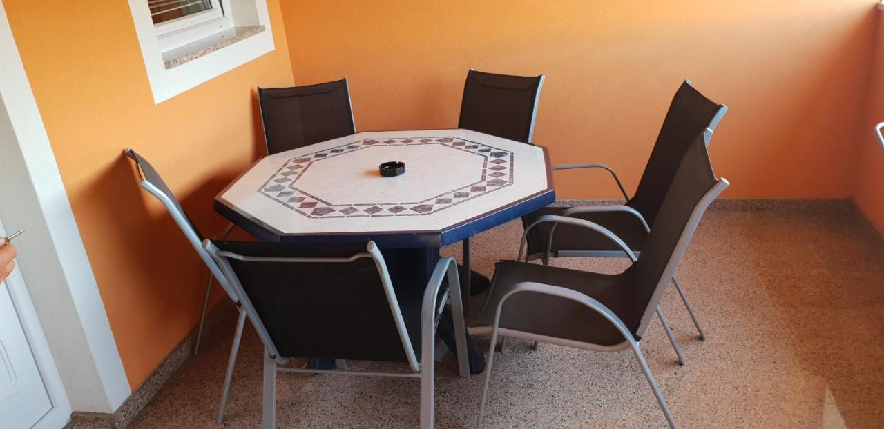 Apartmani Citrus Novigrad Filipac Buitenkant foto